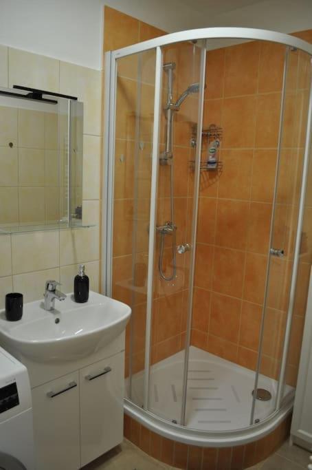 Apartment In Praha 3 Экстерьер фото