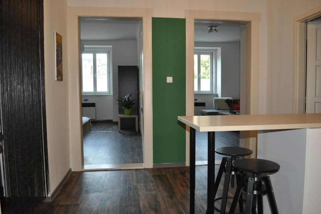 Apartment In Praha 3 Экстерьер фото